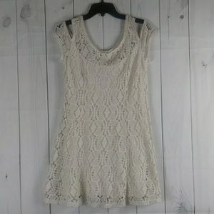 Free People ivory crochet shoulder dress small